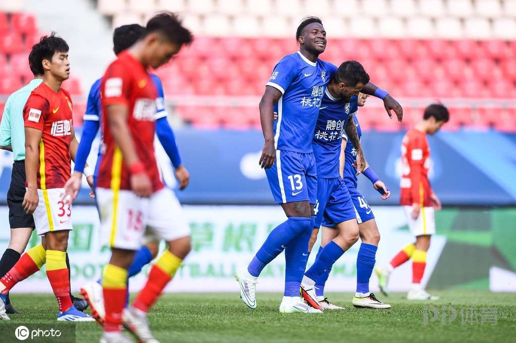 爱游戏官网-武汉三镇内部会议纪要流出：今晨造点机会；英超使命明确；年轻球员得到机会(武汉三镇队最新状态)