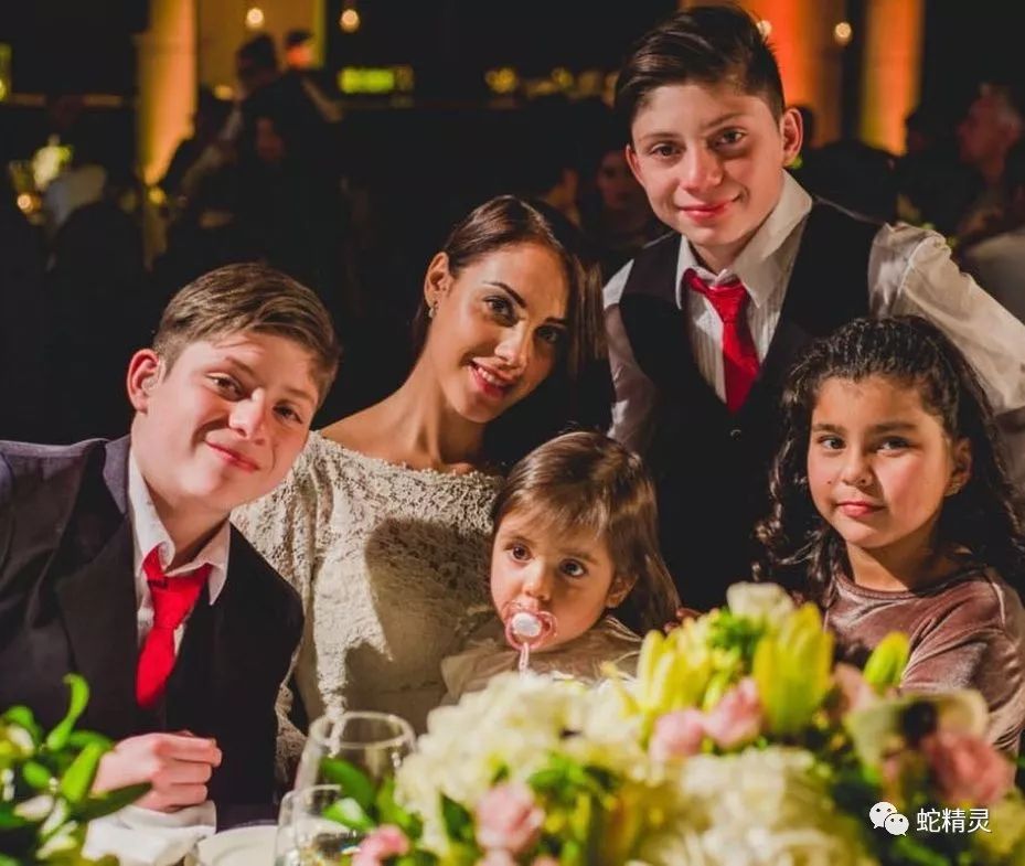 法甲倒计时，里尔转会期门线救险，细节引发关注，质疑声仍在，更衣室氛围转暖的简单介绍