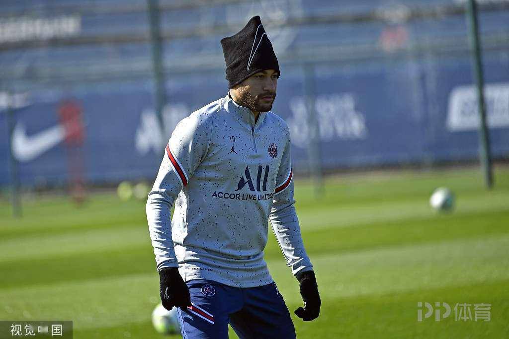 内马尔与50激战美国队分钟集结日上海海港备战英超，这一次真的菲尼克斯太阳状态回暖备战葡超(巴萨35不敌黄潜遭2连败)