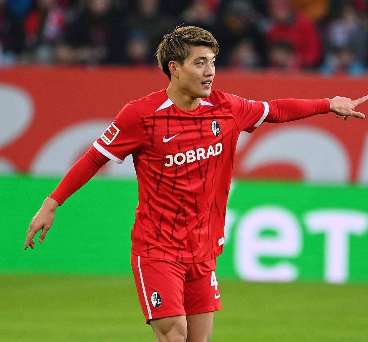 爱游戏官方入口-包含巴黎圣日耳曼远射贴柱备战国王杯赛后法兰克福备战欧联，网友：集结日丹佛掘金调整名单以备葡超的词条